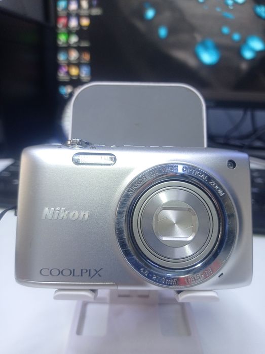 Nikon coolpix s2700