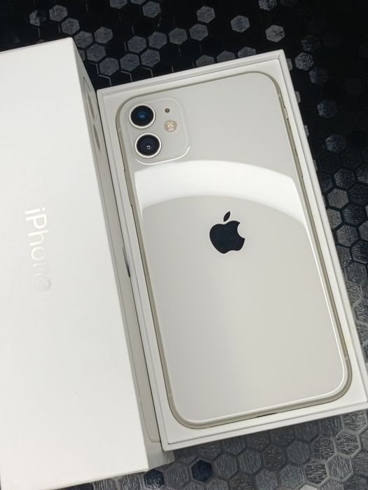 iPhone 11   LL/A