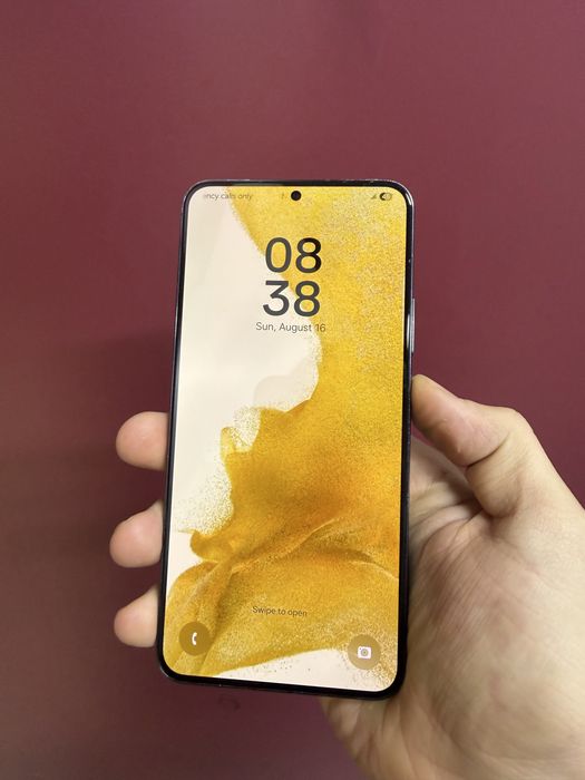 Samsung S22+ 256гб