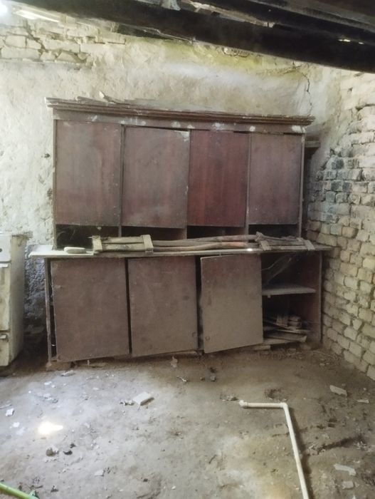 Oʻtin sotiladi tayor yigib qoyilgan