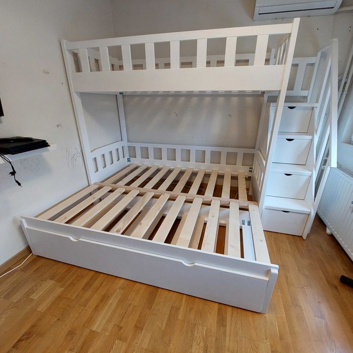 TRANSPORT GRATUIT.Pat etajat din lemn masiv triplu extensibil.Cod 4004