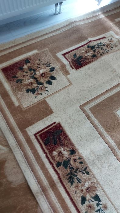 Ковёр  4×2 в хорошем состоянии