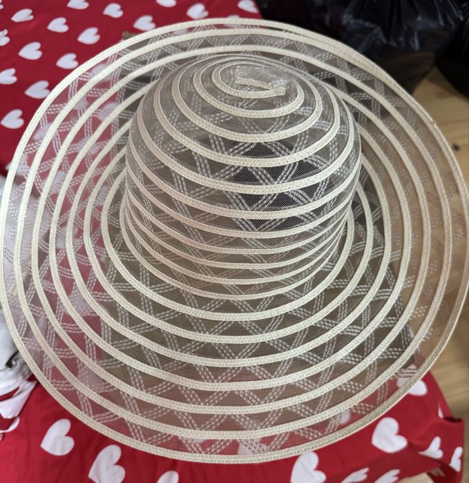 Palarie dama eleganta