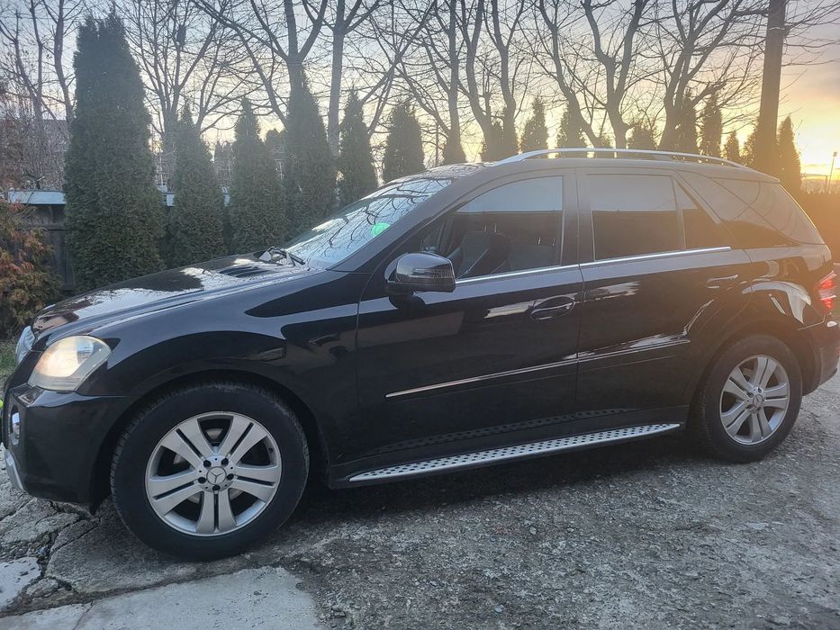 Mercedes-Benz ML primul proprietar in romania ,inmatriculata in 2021