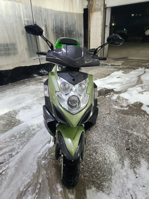 Продам или обмен на Айфон с 14 до 17