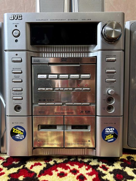 Музыкальный центр JVC