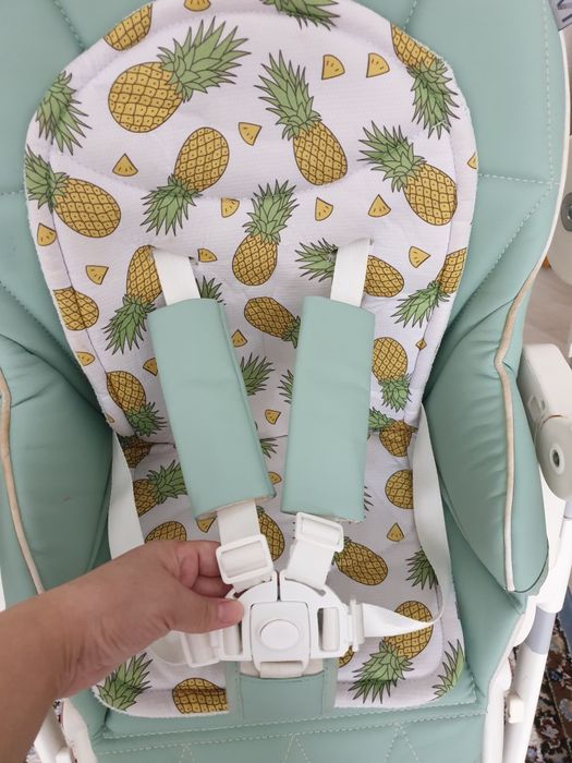 Детский стульчик для кормления