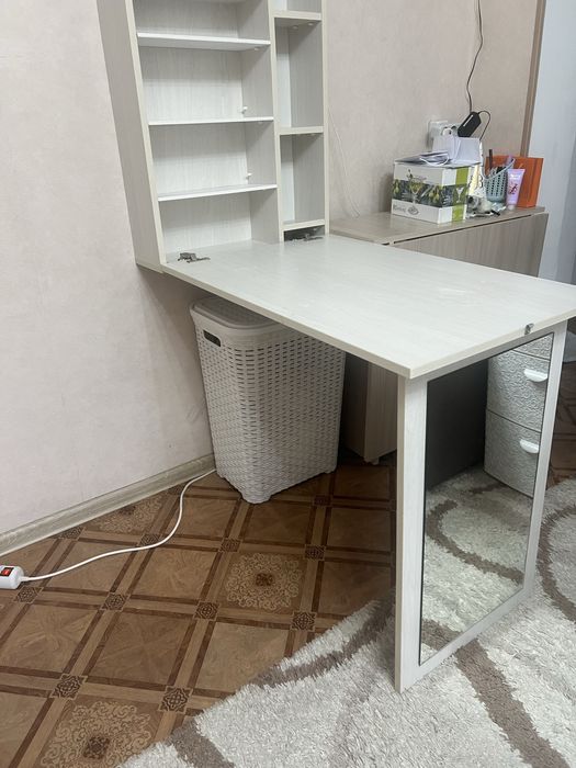 Продам компактную парту