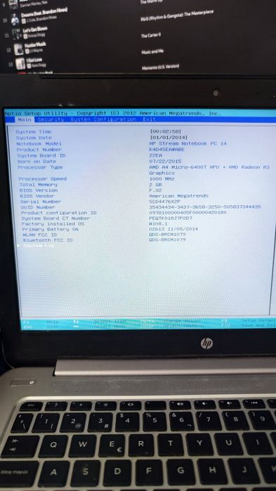 Laptop HP Stream 14 (AMD A4, 2GB RAM, 32GB) - Functional / Fara incarcator