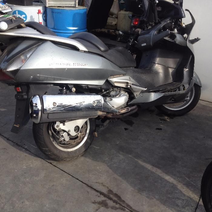 Мотоциклет,скутер Хонда Силвър Уинг 400,600(Honda Silver Wing)-на час