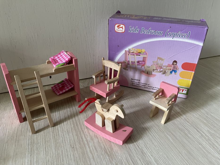 Детская игровая деревянная мебель