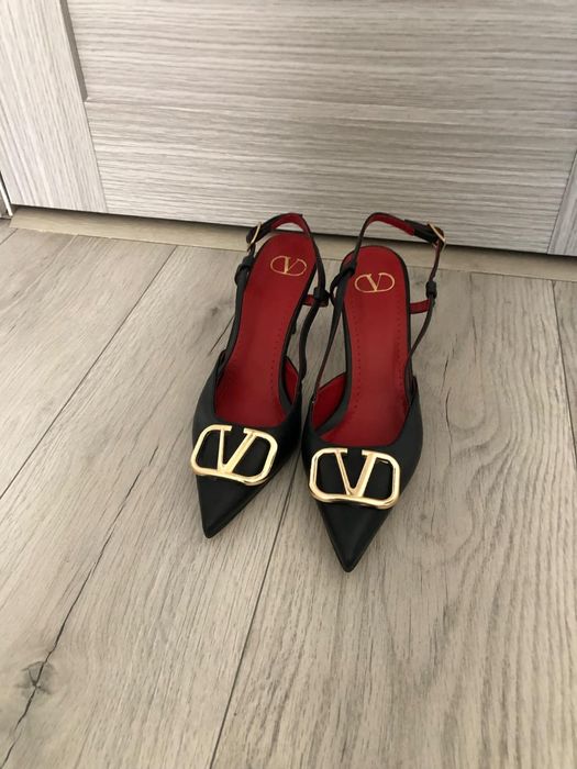 Pantofi eleganți valentino