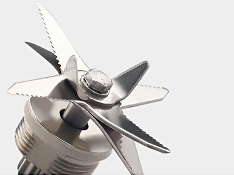 Продам мощный блендер