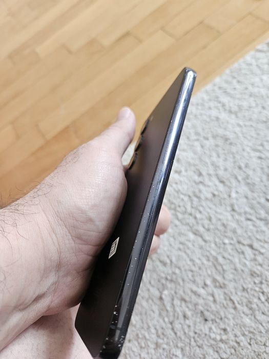 Продавам Samsung s23 + plus  256GB