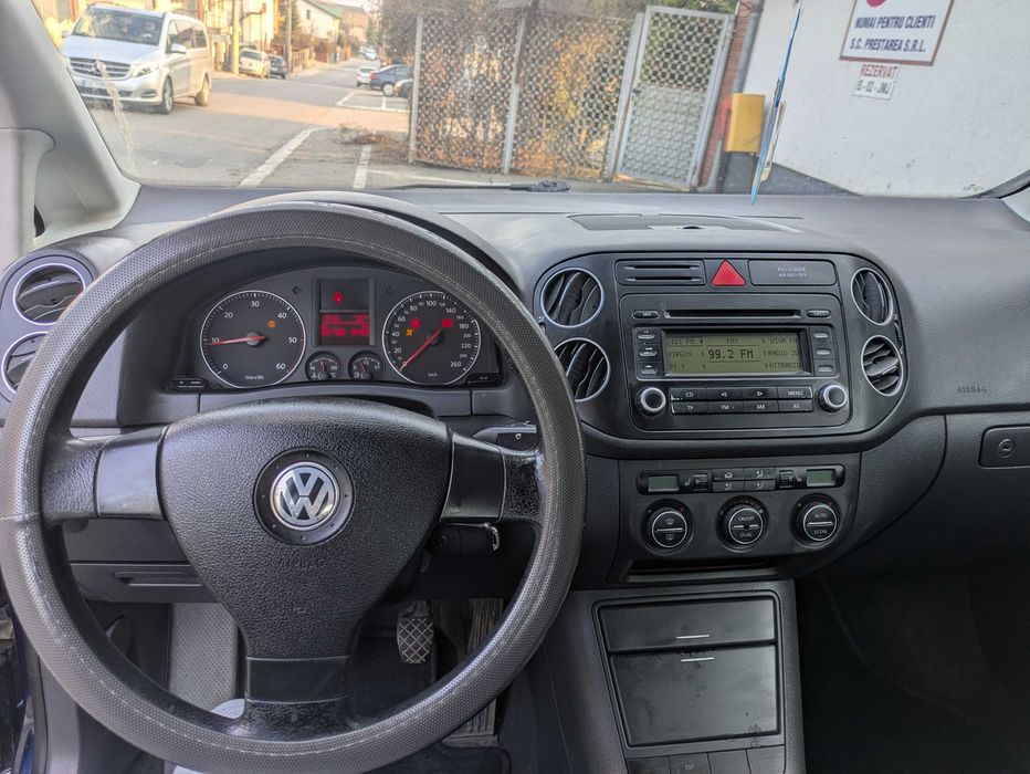 Vând gold 5 plus 1.9 tdi 2006