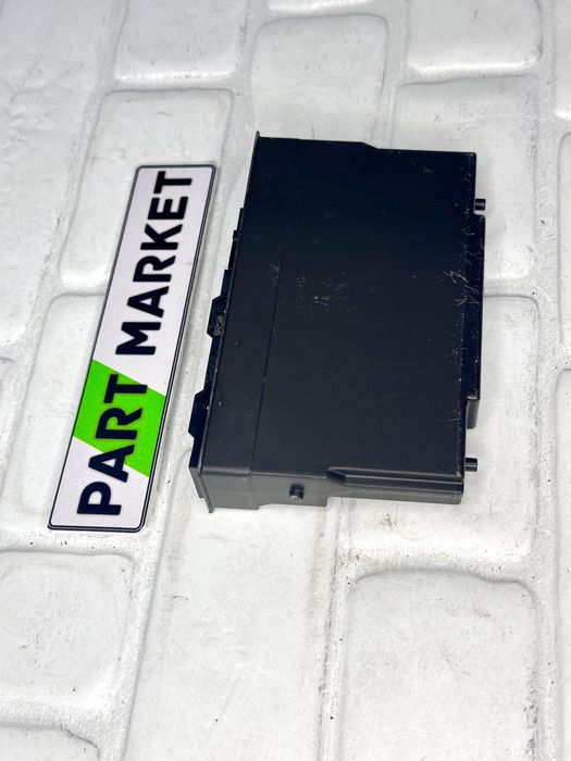 Модул седалки 3 ред AUDI Q7 Q8 4M1959760G