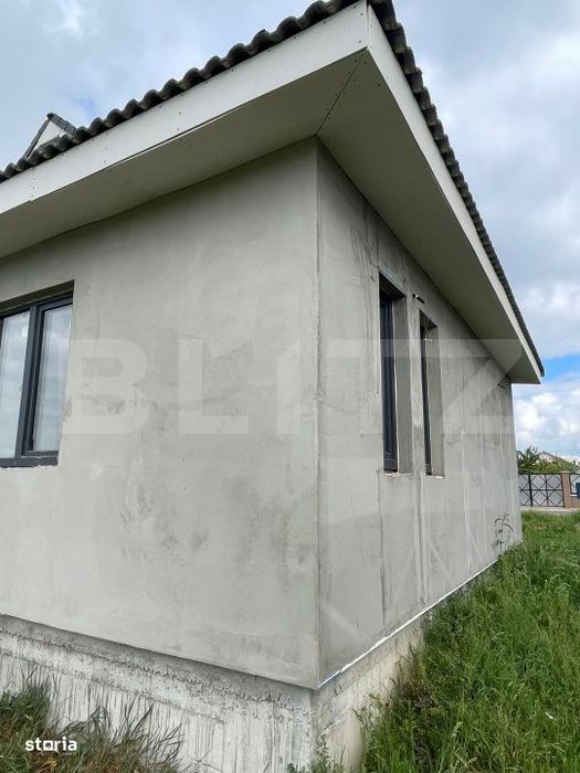 Casa de vanzare Chiei, Casa se preda in stadiul de alb
