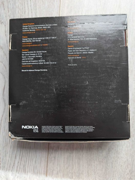 Nokia E51-in cutie, toate accesoriile originale