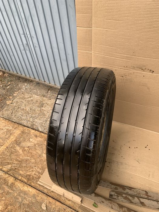235 65 R17 Одиночка. Шина