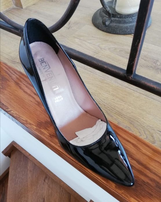 Pantofi de lac Benvenutti