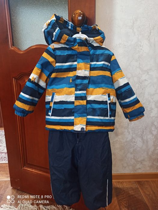 Продам комбинезон детский