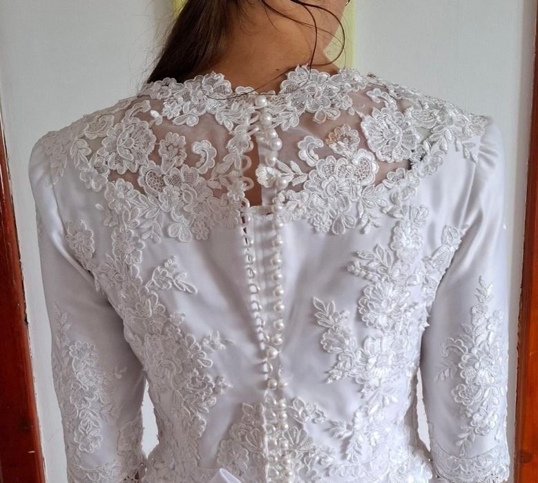 Rochie de mireasă foarte decentă