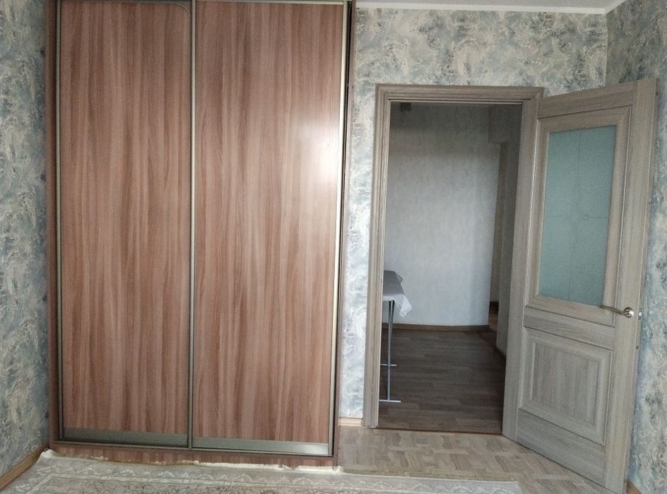 Продается 3 ком. квартира в 4 мик. районе