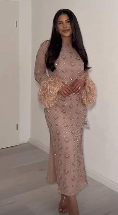 Rochie midi bijuterie Asos