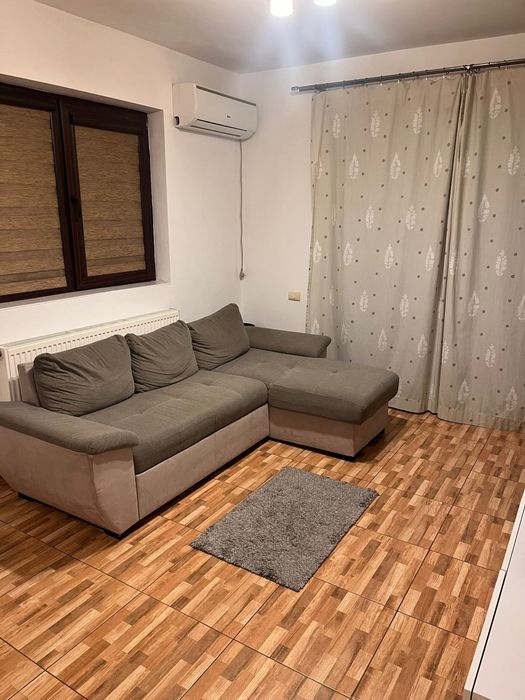 Inchiriez studio Militari Residence