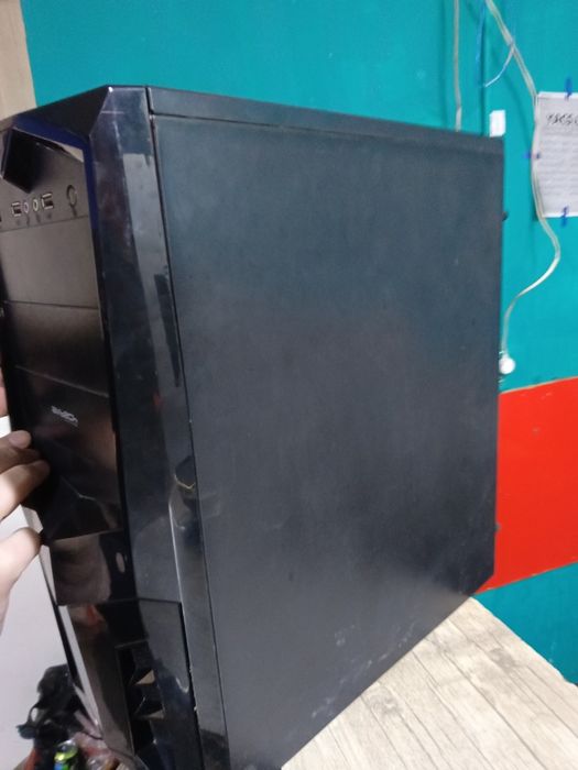 Компьютер сотилади