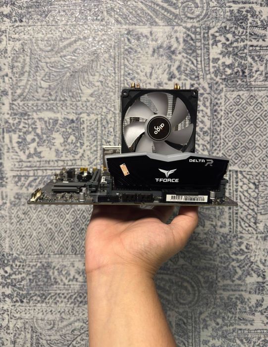 Gigabyte H610M K I3-12100F T-Force DDR4 8x2 16gb RGB M.2 Nvme 512Gb