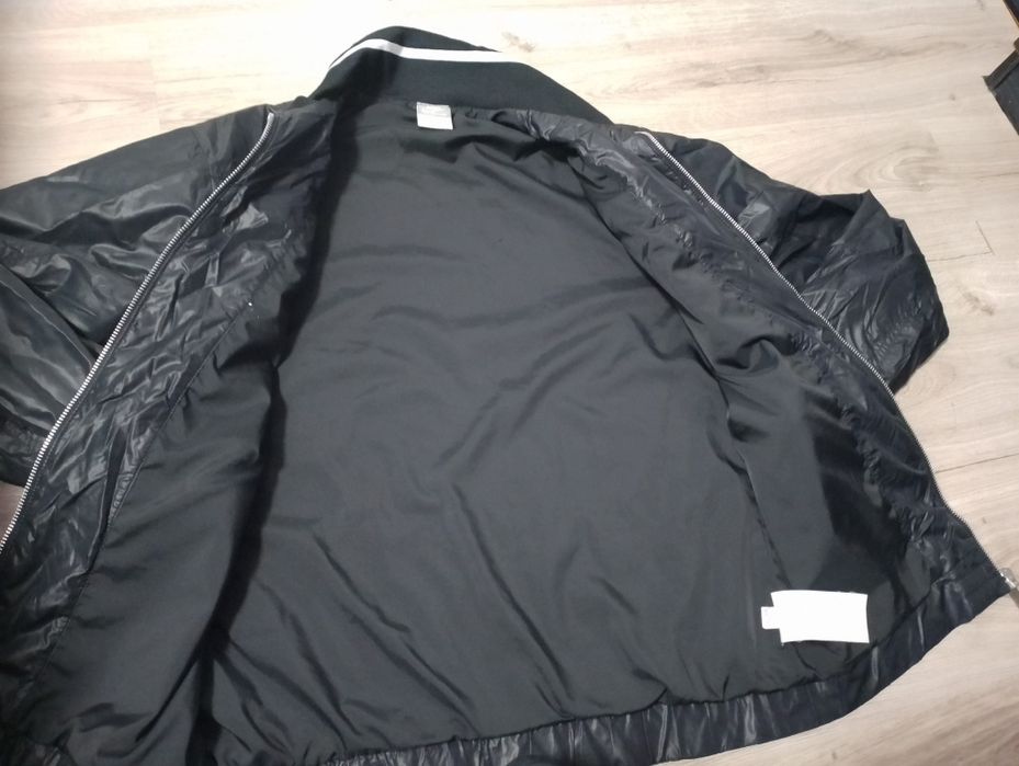 Спортно яке Nike