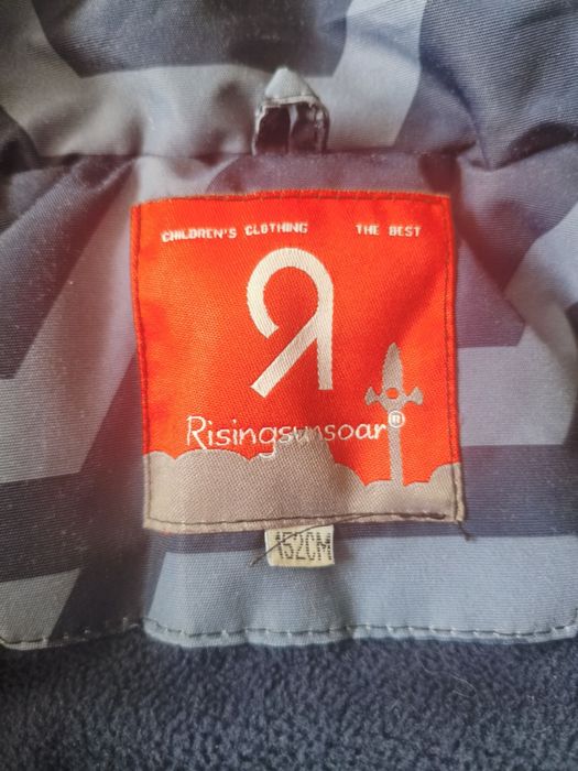 Куртка на рост 150см