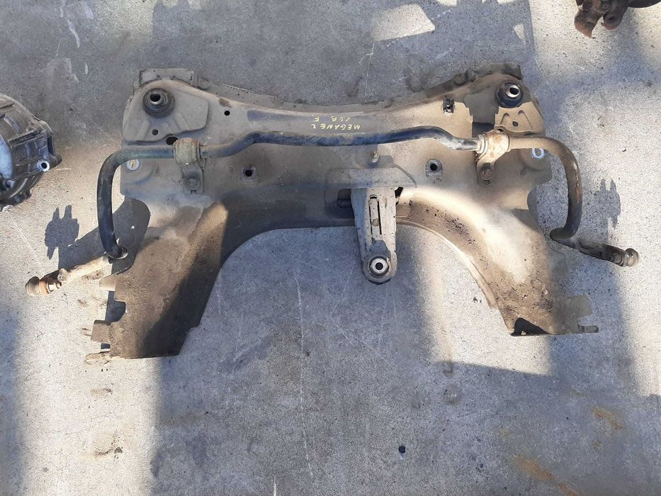 jug cadru motor 1.6b renault megane 2