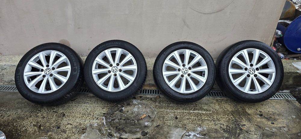 Vând jante vw pe 16