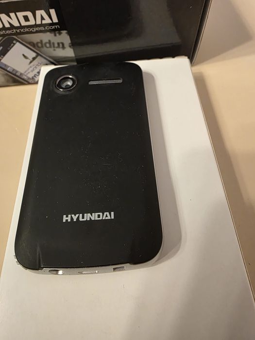 T.e.l.e.f.o.n. Hyunday