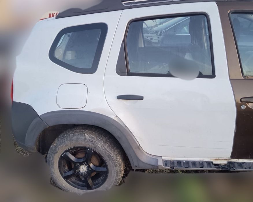 Dezmembrez / piese Dacia Duster 1.5 dci