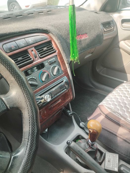 Тойота Авенсис, 1999 г.в.