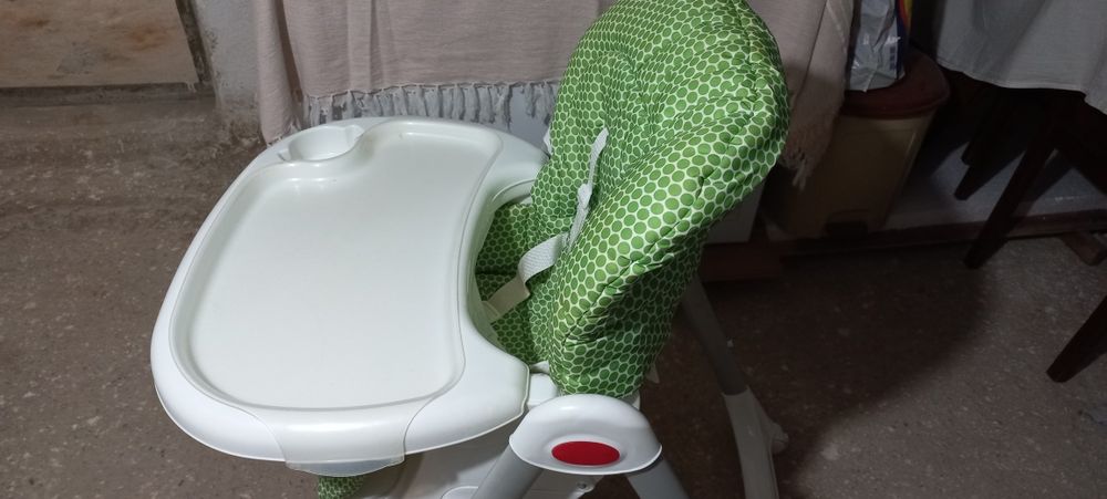 Scăunel diversificare bebe