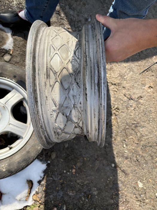 Статус диски на приору комплект