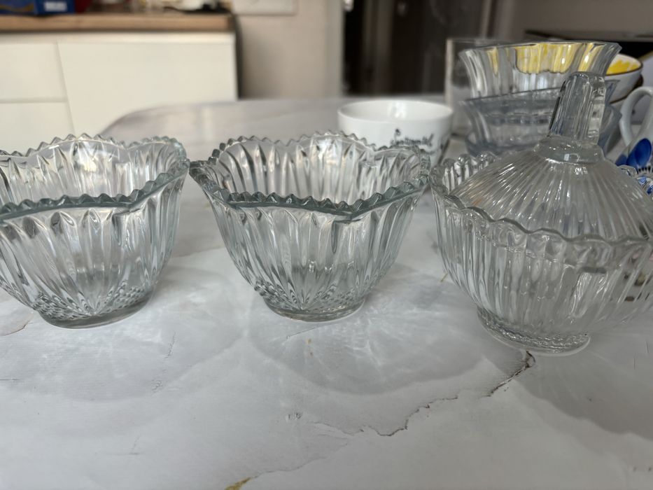 Продам  посуды по -200т