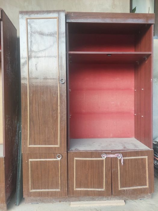 Б/У мебель хаммайоғи бутун , материал қб ишлатса болади