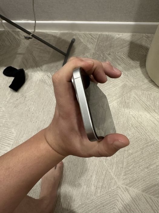 Iphone 16pro max white