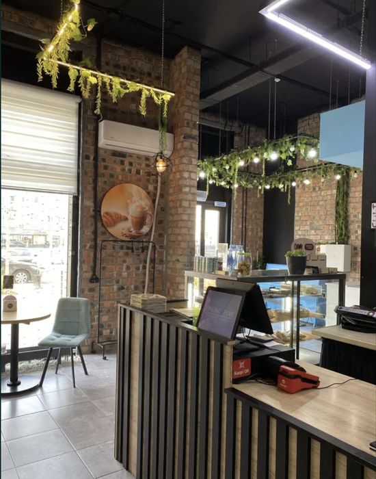 Сдается кофейня .