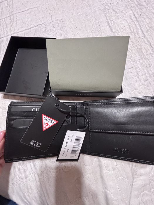 Мъжки оригинален портфейл на Guess