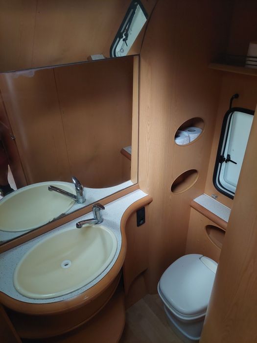 Rulota Hobby 2006,Mover,Panou 400w,Baie mareDoua zone