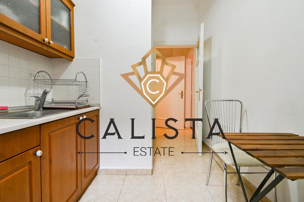 Дава се под наем Тристаен апартамент в София, Център - 100 кв.м за 750 € - Снимка #4