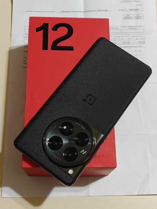 One Plus 12 256 gb Ram 12 5G