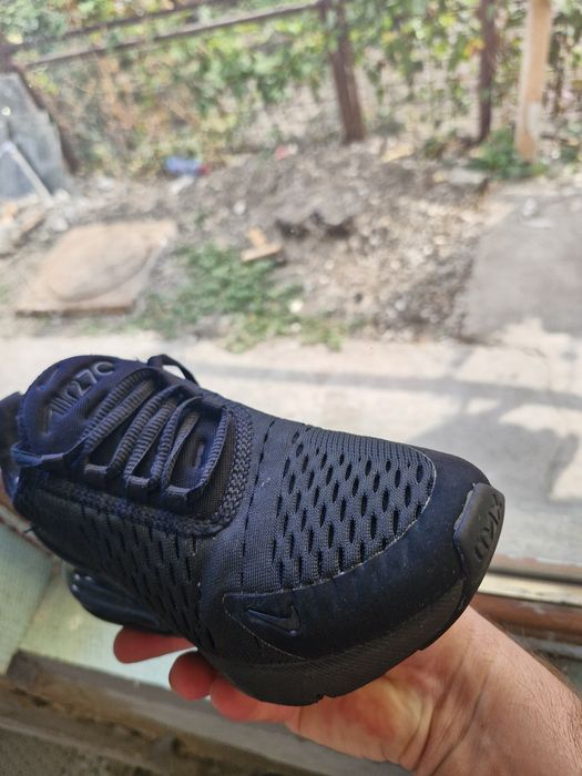 Nike Air Max 270