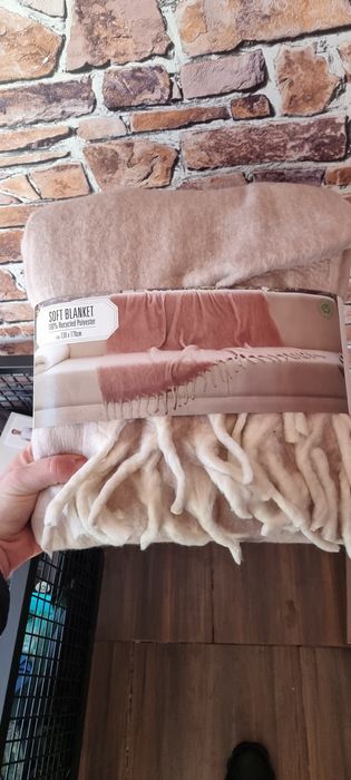 Cuverturi noi pentru pat și canapea – 150x200 cm / 130x170 cm